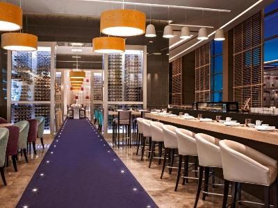 Hotel Downtown Rotana 5*