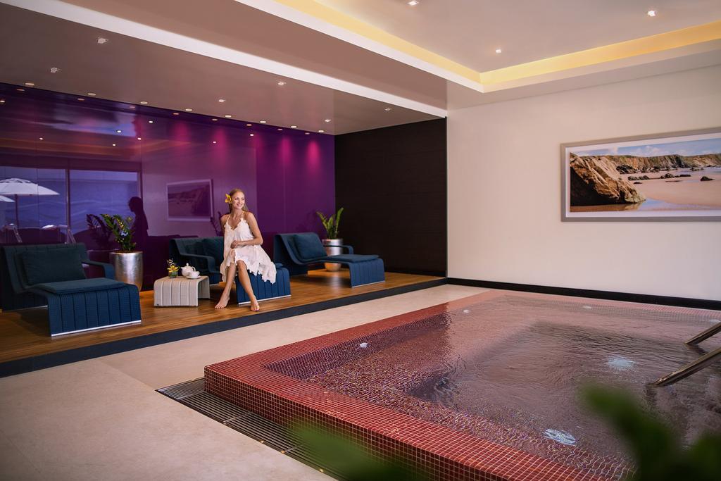 Hotel Downtown Rotana 5*