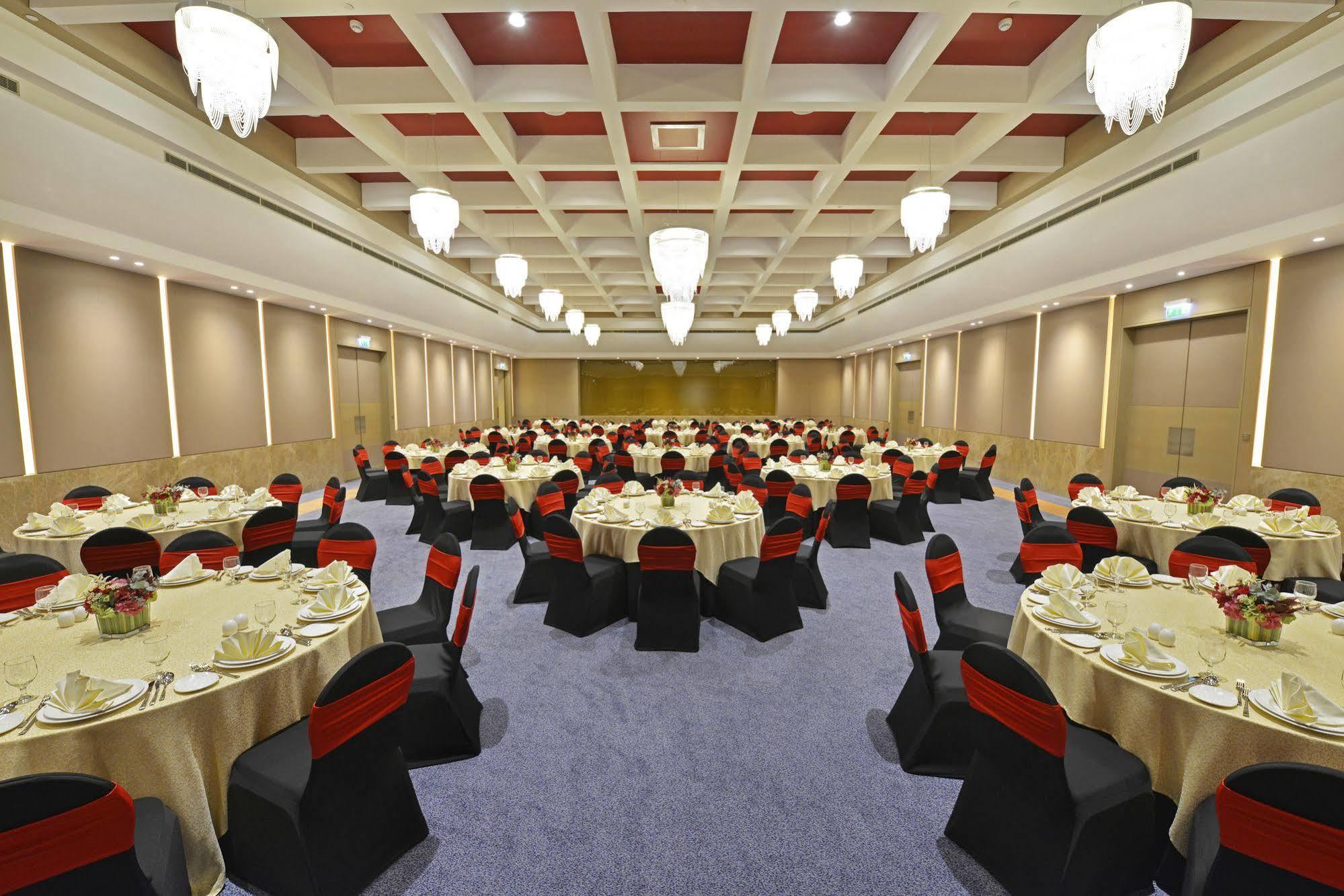 Downtown Rotana Hotel